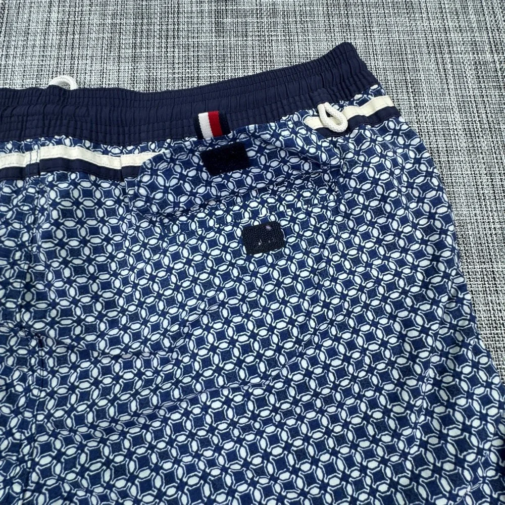 Tommy Hilfiger Men's Swim Trunks Large Blue Geometric Drawstring Board Shorts